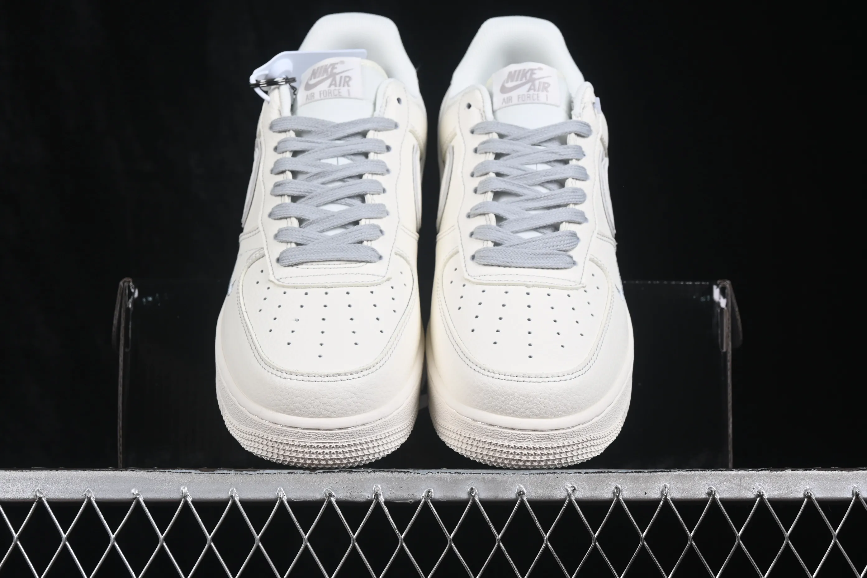 All categories Nk Air Force 1 Air Force series Nk Air Force 1 Low Air Force low-top Nike Air Force 1'07 Low joint model Air Force 1 low-top casual sneakers DN9688-120